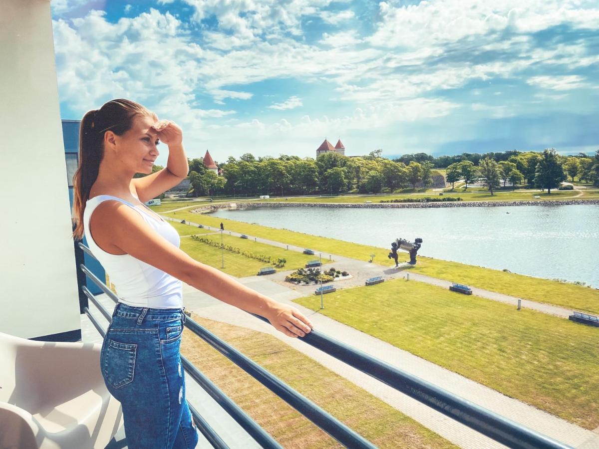 Oe Seaside Suites & Spa Курессааре Экстерьер фото