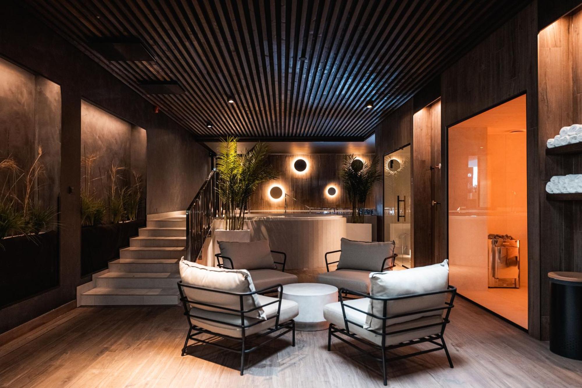 Oe Seaside Suites & Spa Курессааре Экстерьер фото